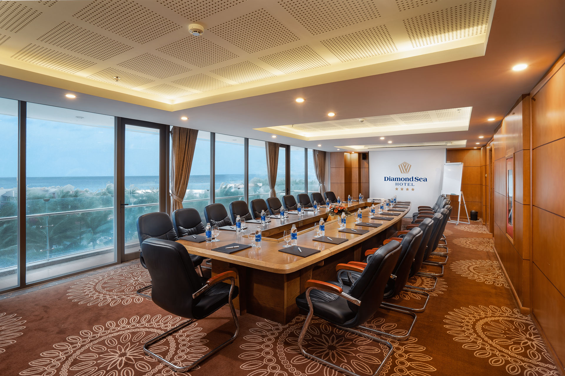 Hội nghị và sự kiện